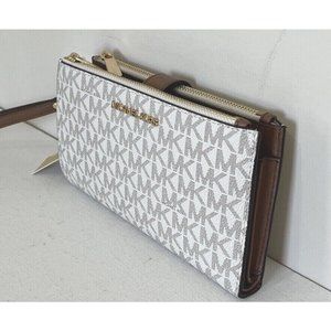 New Michael Kors Jet Set Travel Double zip wallet Signature Vanilla